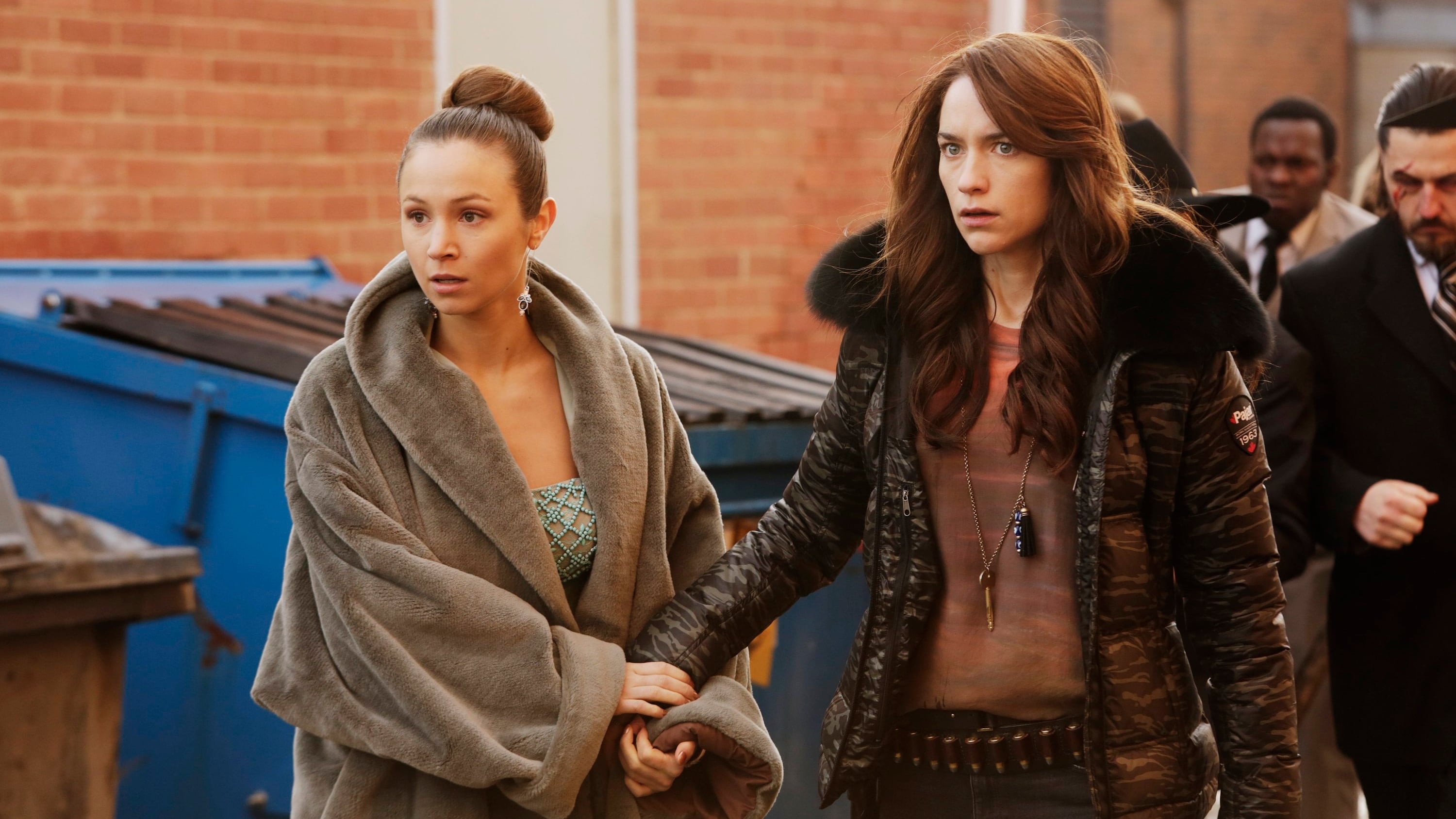 Image Wynonna Earp (2016) 1