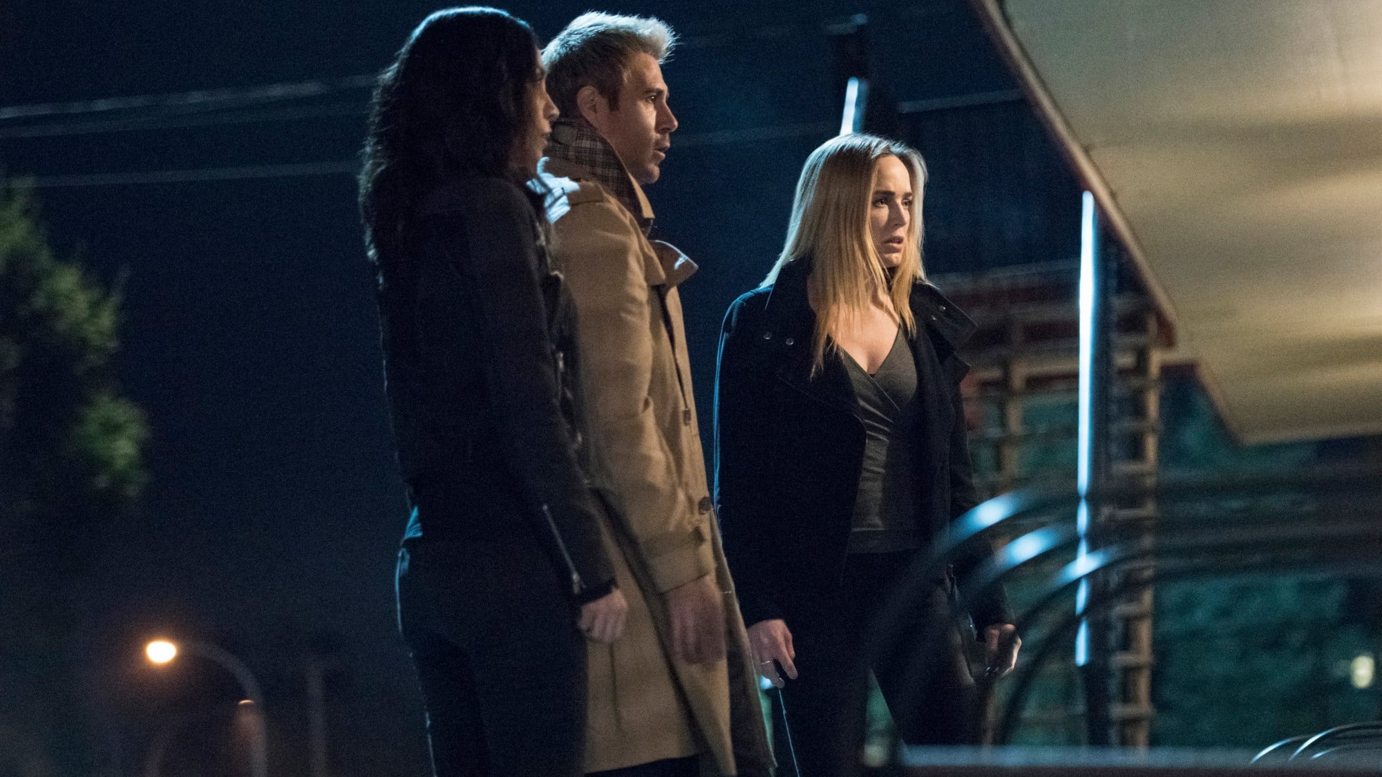 Image DC Legends of Tomorrow (2016) 1